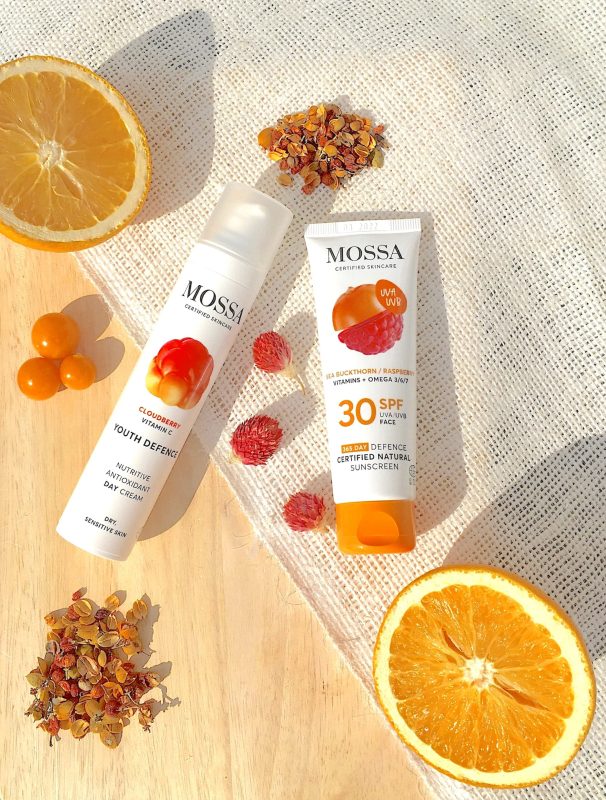 MOSSA-Cosmetics-Skincare-and-SPF-in-the-sunshine