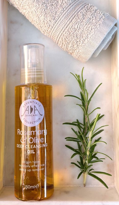 aaskincare-makeup-removing-oil-flannel-rosemary-cropped